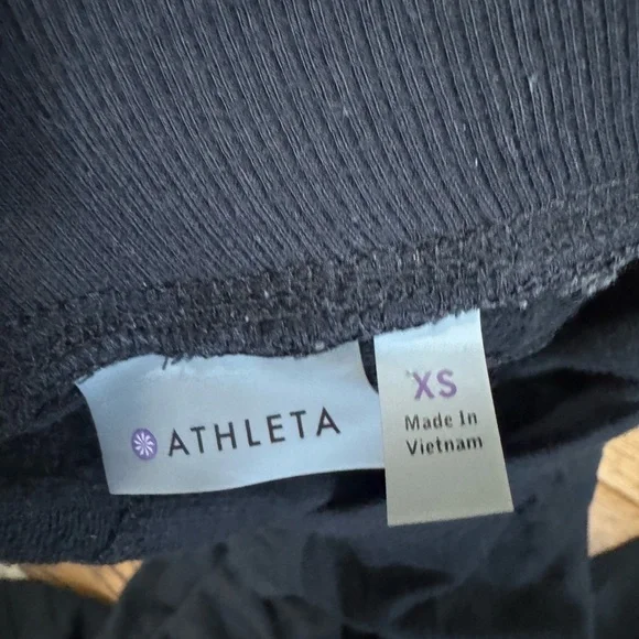 Athleta Restore Slim Ruched Legging in Black Size XS - Picture 3 of 5